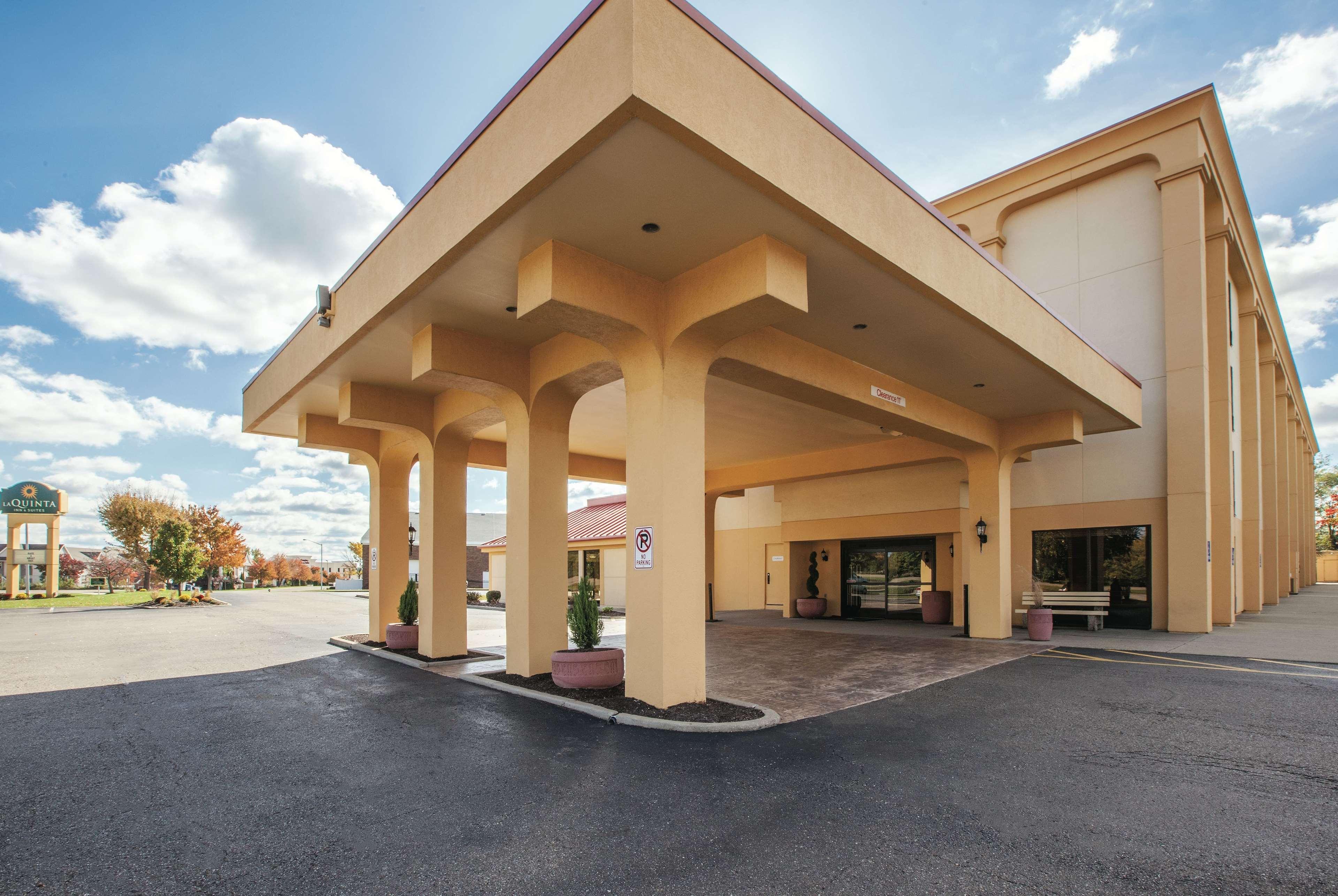 Country Inn & Suites By Radisson, Canton Near Hall Of Fame North Canton Εξωτερικό φωτογραφία