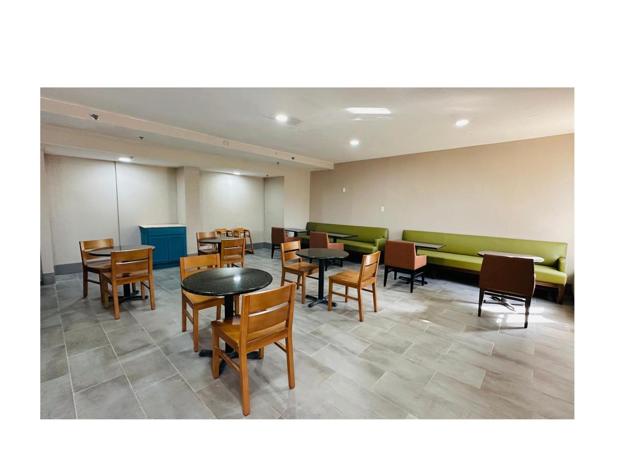 Country Inn & Suites By Radisson, Canton Near Hall Of Fame North Canton Εξωτερικό φωτογραφία
