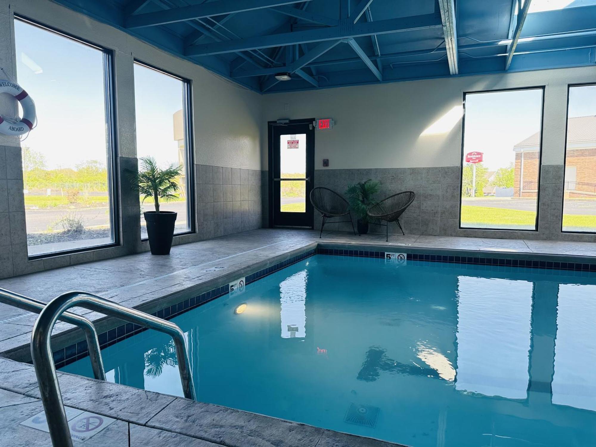 Country Inn & Suites By Radisson, Canton Near Hall Of Fame North Canton Εξωτερικό φωτογραφία