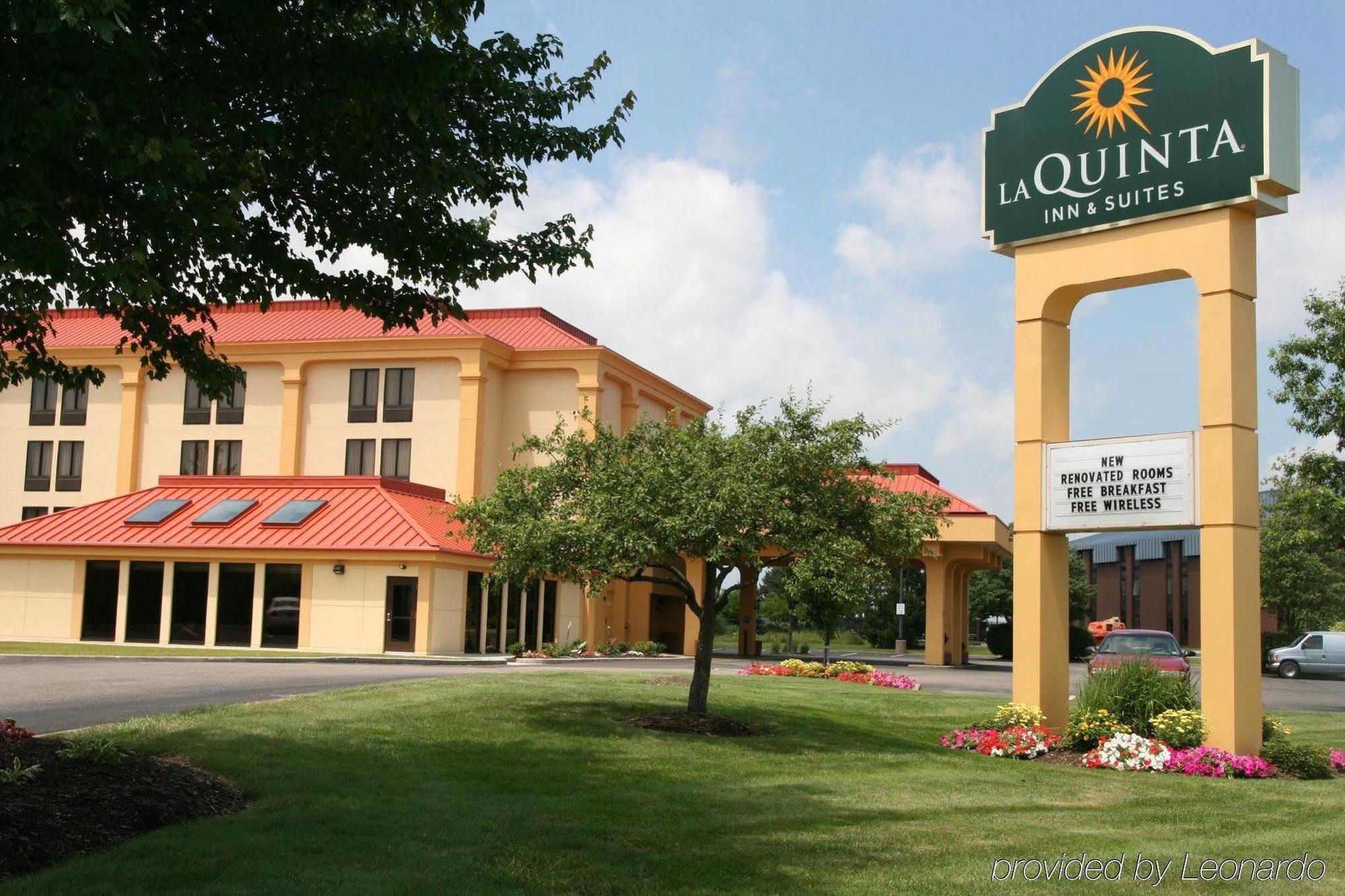 Country Inn & Suites By Radisson, Canton Near Hall Of Fame North Canton Εξωτερικό φωτογραφία